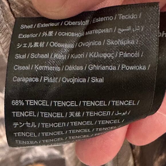 NWT Farm Rio x Yawanawa The Shuhu Brown Long Sleeve Button Up Shirt, size M - Picture 6 of 13